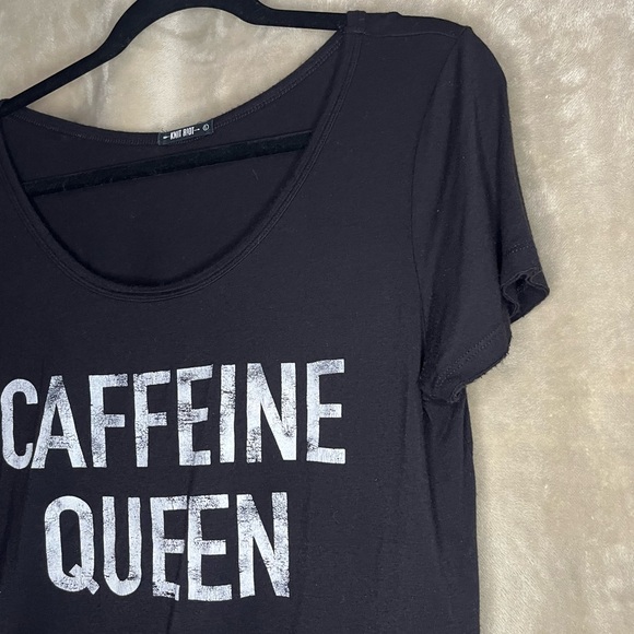 KNIT RIOT CAFFEINE QUEEN TEE - Picture 3 of 9